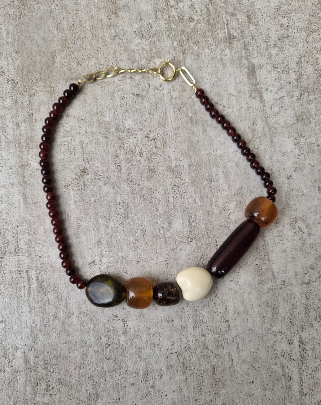 Collar Elara