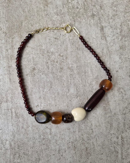 Collar Elara